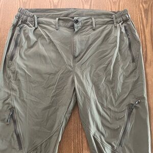 Postropoky Men's Olive Utility Cargo Pants with Zip Pockets size 40x32